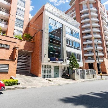 Ayenda Coliving La 78A Hotel Medellín Exterior foto