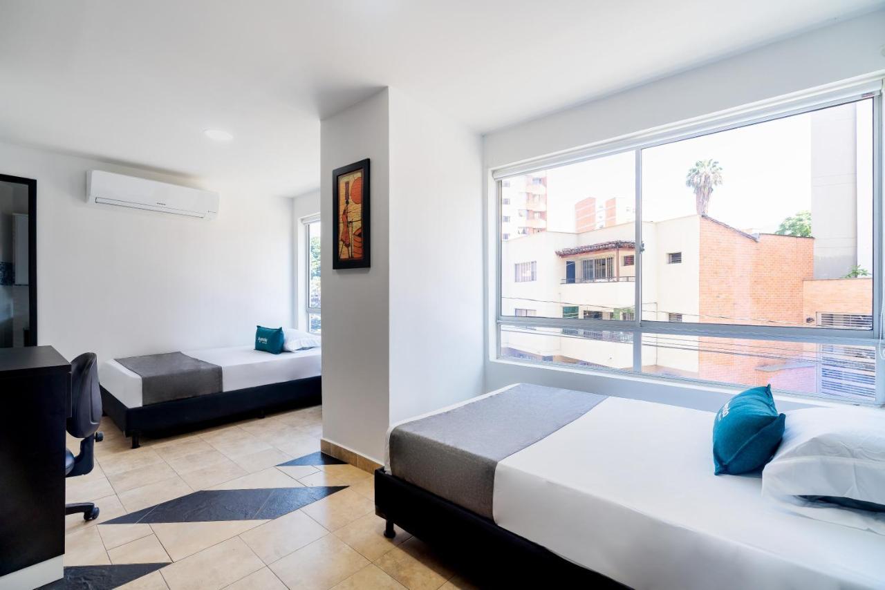 Ayenda Coliving La 78A Hotel Medellín Exterior foto