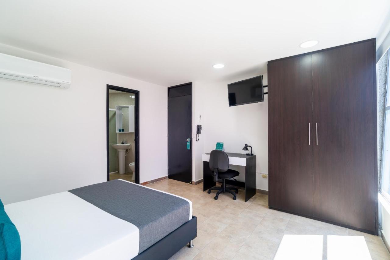 Ayenda Coliving La 78A Hotel Medellín Exterior foto