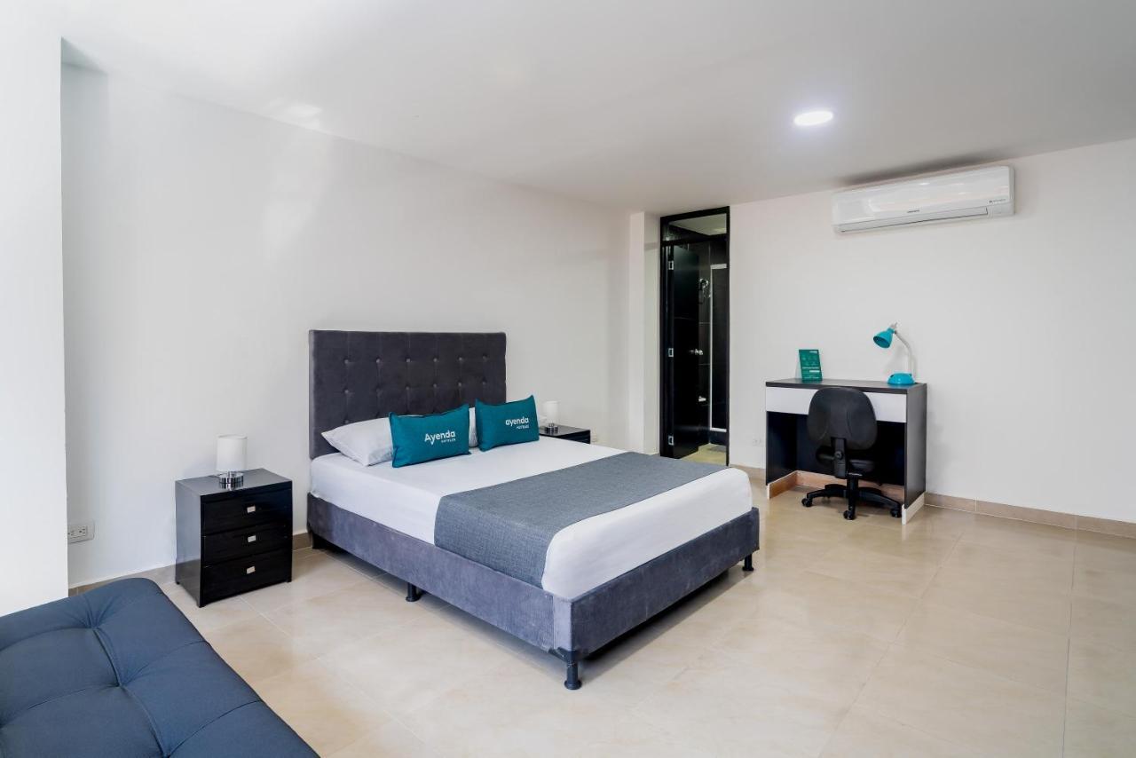Ayenda Coliving La 78A Hotel Medellín Exterior foto